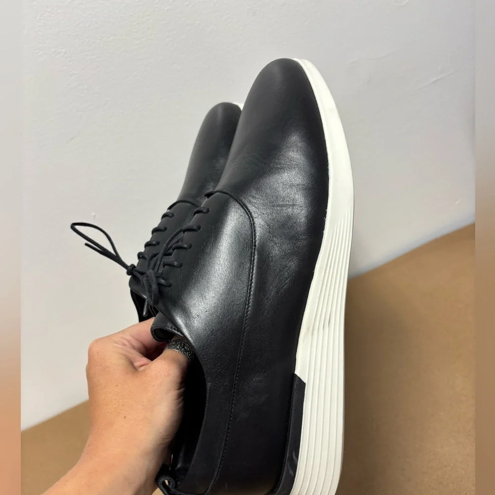 Men's Black Leather Lace-Up Sneakers - Minimal Dress Casual